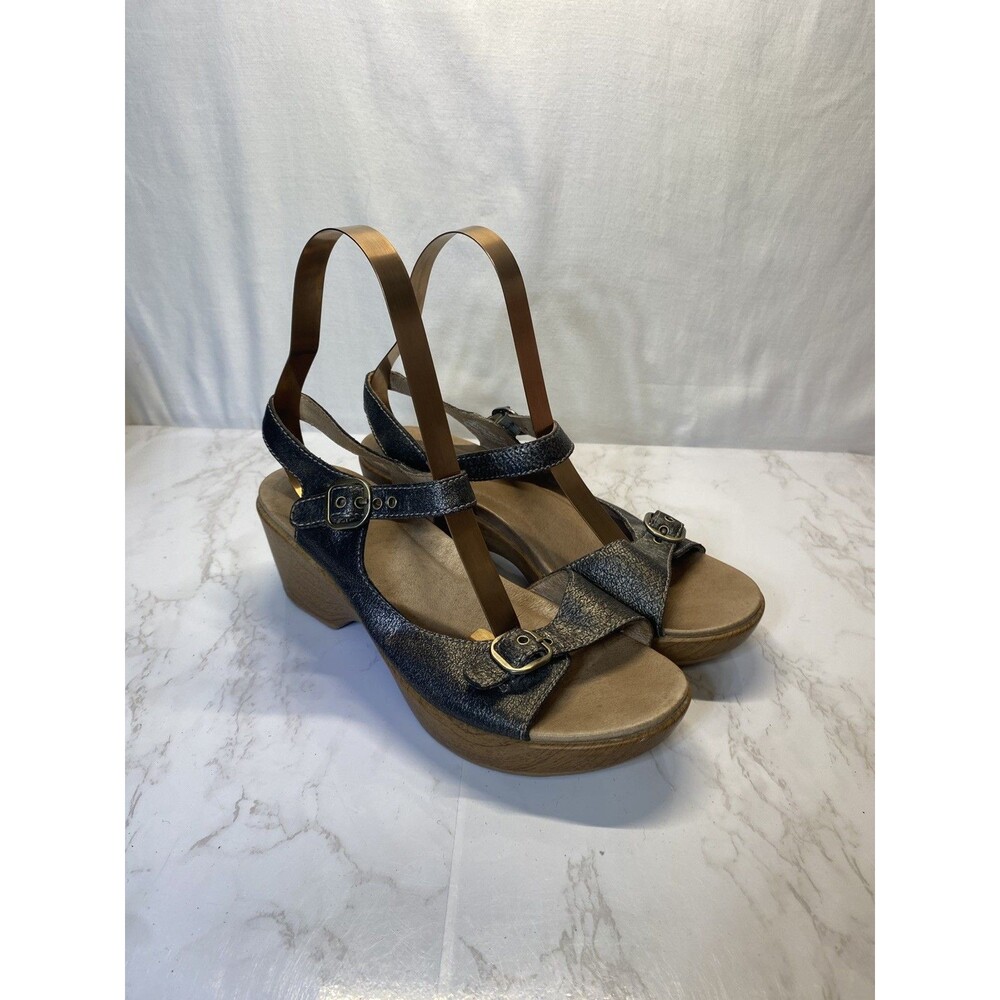 Dansko Joanie Wedge Sandal Size 40 Pewter Gray Leather Comfort Adjustable Strap